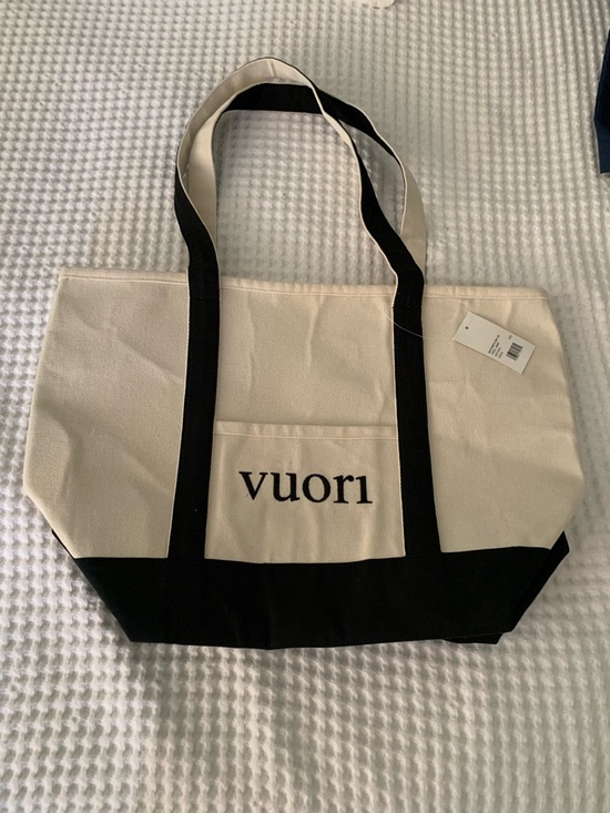 Vuori Handbags - Vuori Mother’s Day Canvas Tote NWT